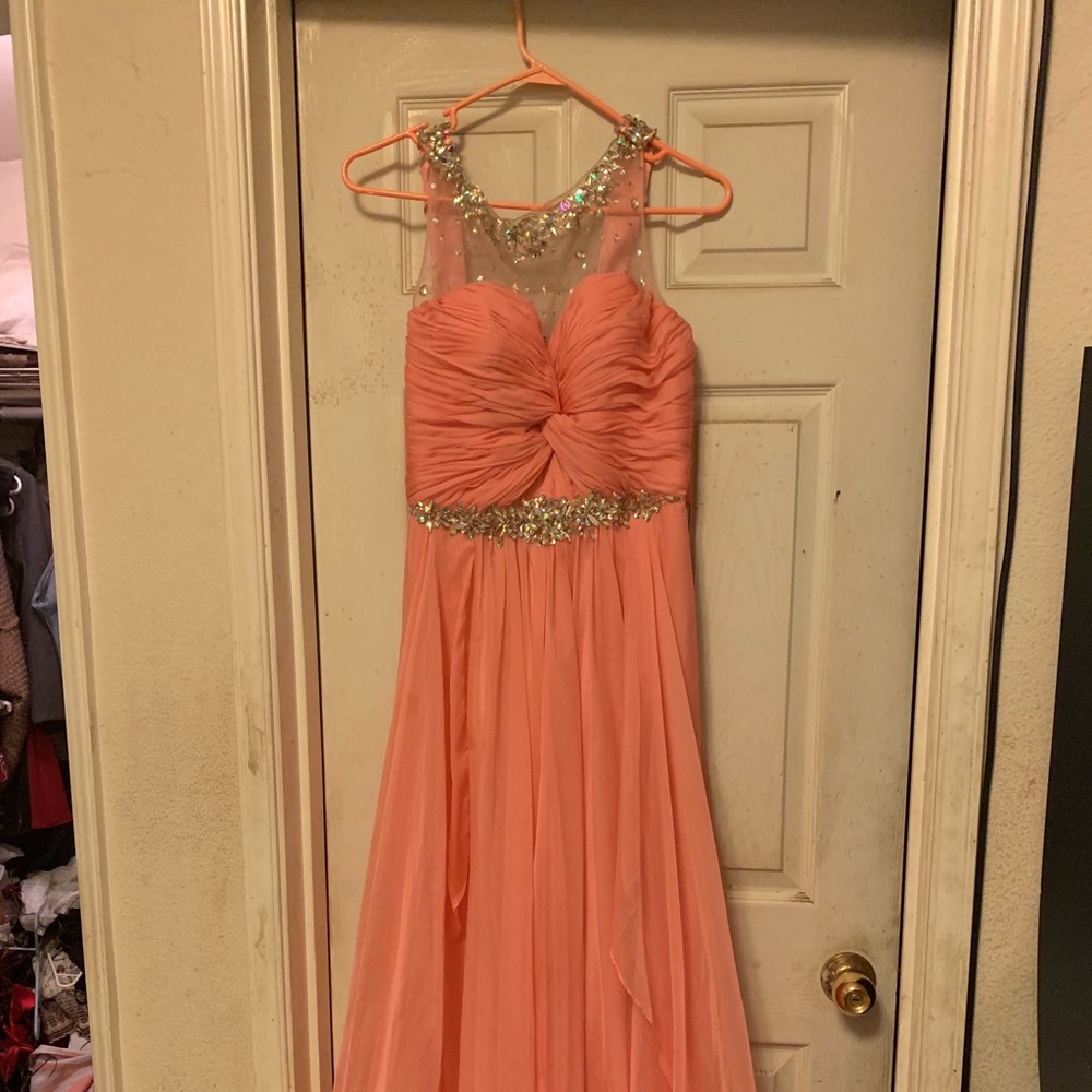 Prom dress - Picture 1 of 2